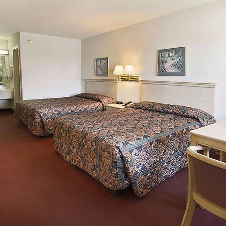 Super 8 by Wyndham Richburg/Chester Area Exterior foto